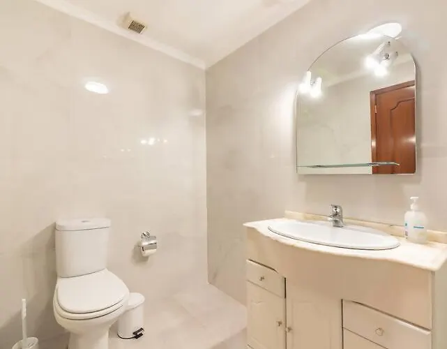 Esmael By Mth Apartment